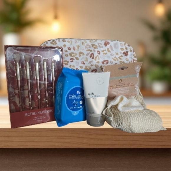 Sonia Kashuk Other - Sonia Kashuk Self-Care Beauty Bundle | Skincare & Accessories